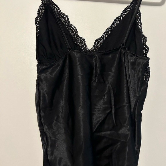 Black nightie - Picture 2 of 3